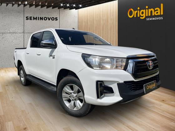 TOYOTA HILUX 2.7 SRV 4X4 CD 16V FLEX 4P AUTOMÁTICO
